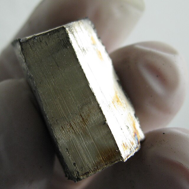 a sample of lithium metal